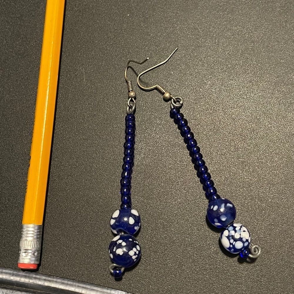 Handmade blue bead earrings - Picture 10 of 11
